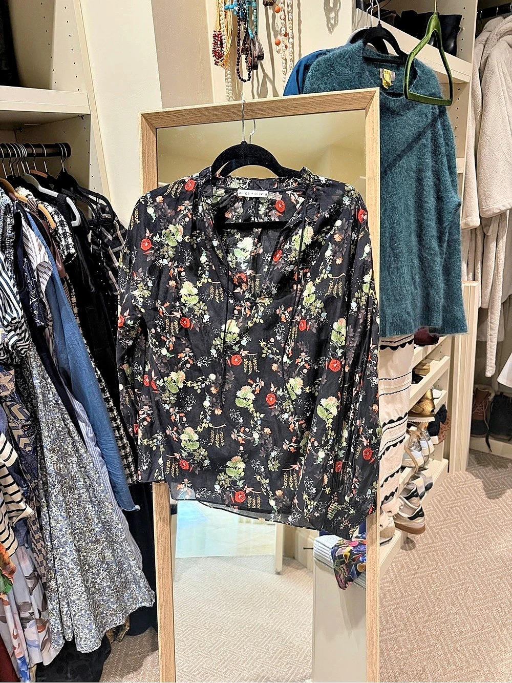 Alice + Olivia Floral Print Tie-Neck Blouse Black